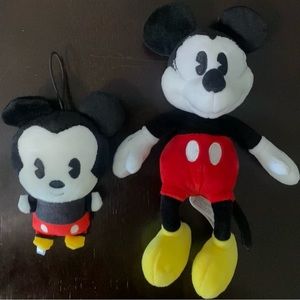 Vintage Mickey Mouse Pie Eyes With Mickey Hallmark Ornament Disney Holidays